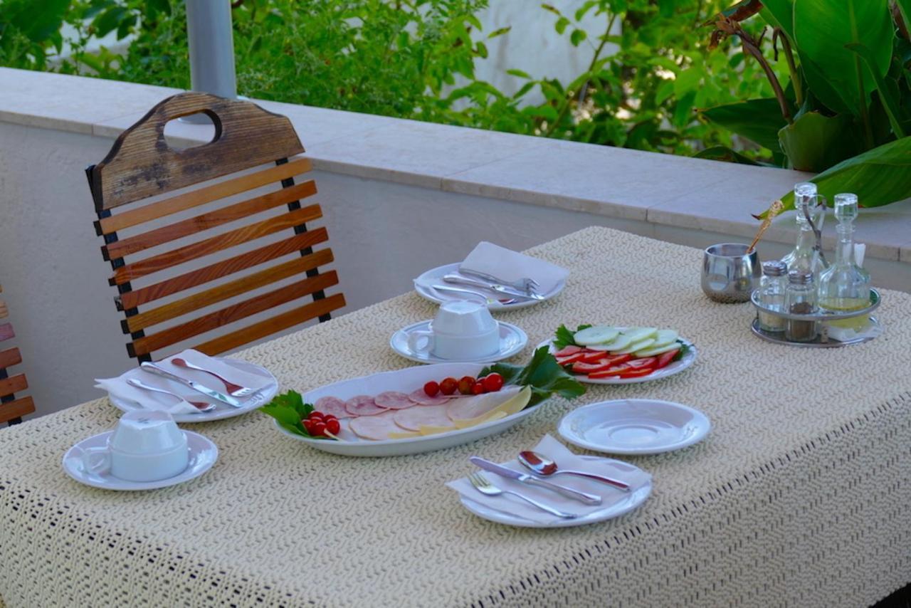 B&B Garni Stefi! Supetarska Draga Esterno foto
