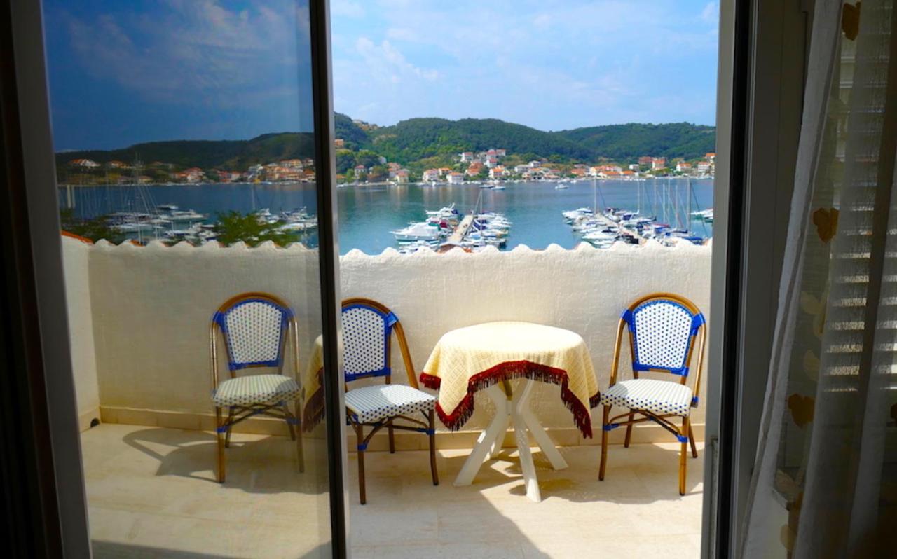 B&B Garni Stefi! Supetarska Draga Esterno foto